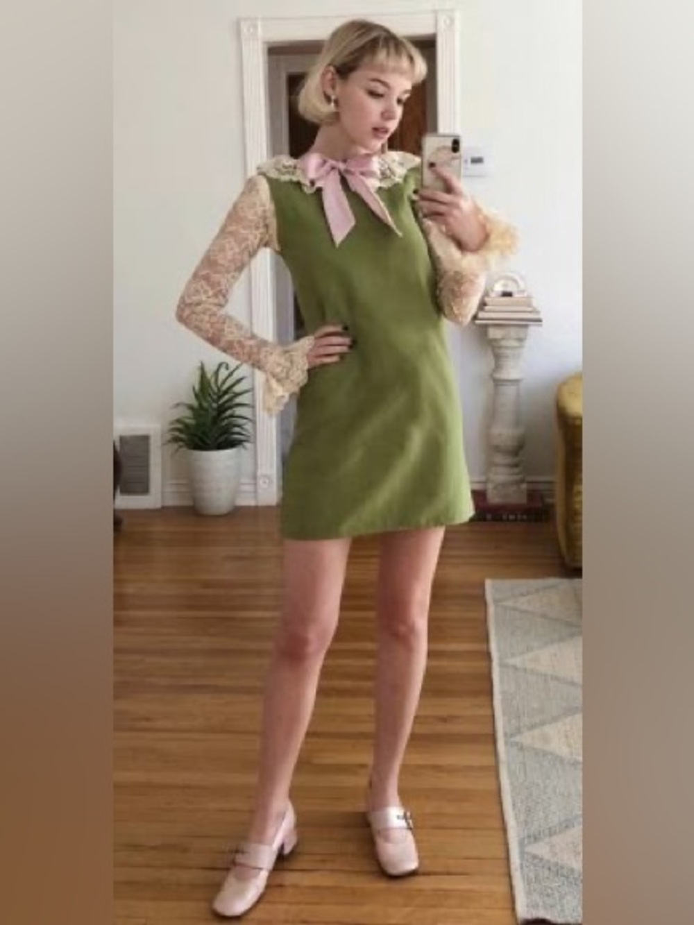 Sister Jane Womens green and lace mini dress size medium Rare
